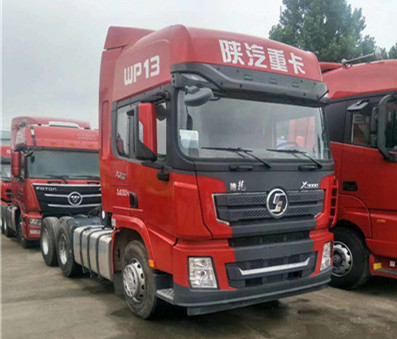 山東半掛車(chē)