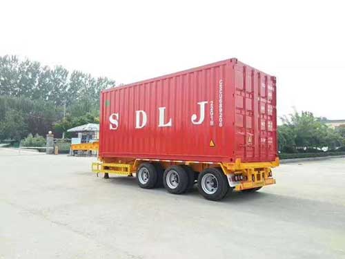 后翻自卸車